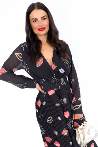 The Pleat Is On - Black Multi Lips Pleated Jumpsuit